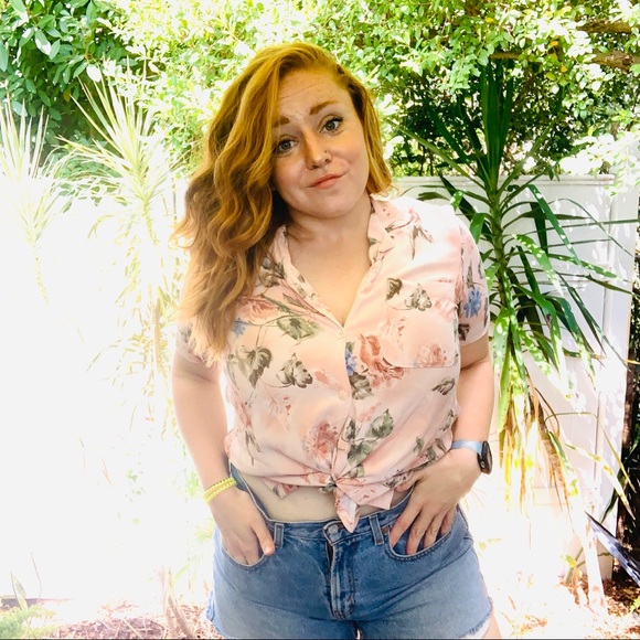 Vintage Tops - vintage vsco 90s floral blush button up popover